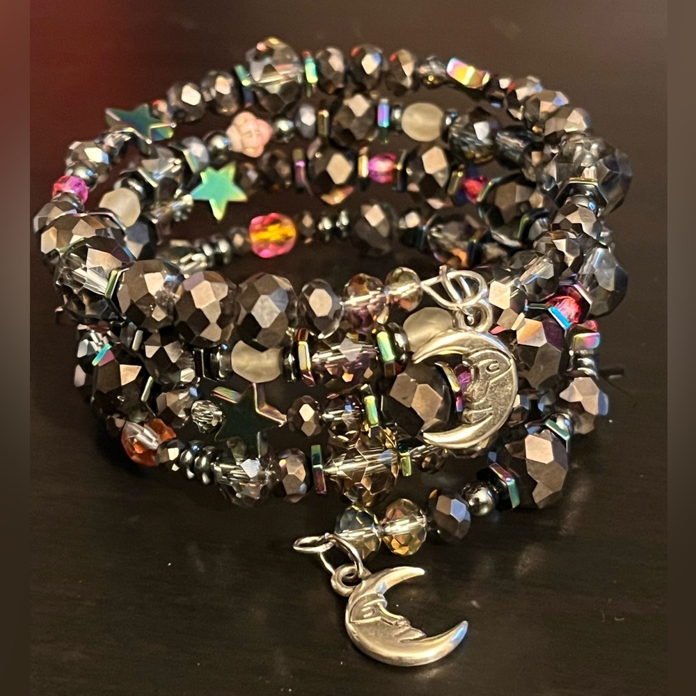 Handcrafted Gray glass rainbow hematite bracelet